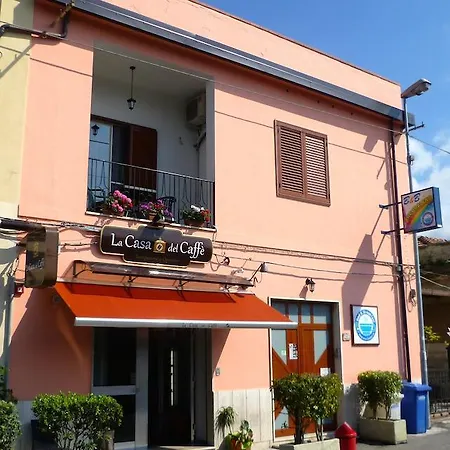 Arcobaleno Nocleg ze śniadaniem *